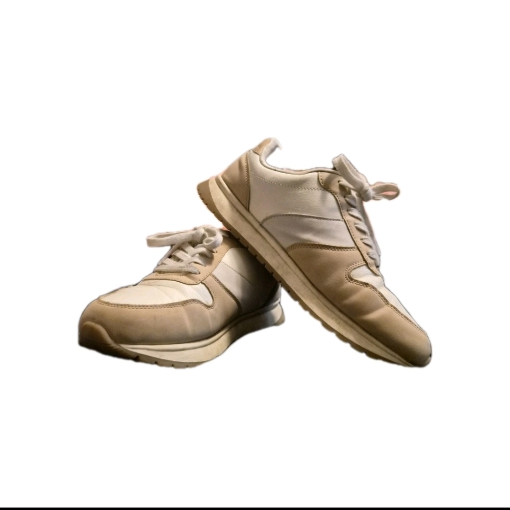 Men's Cream and Tan Sneakers